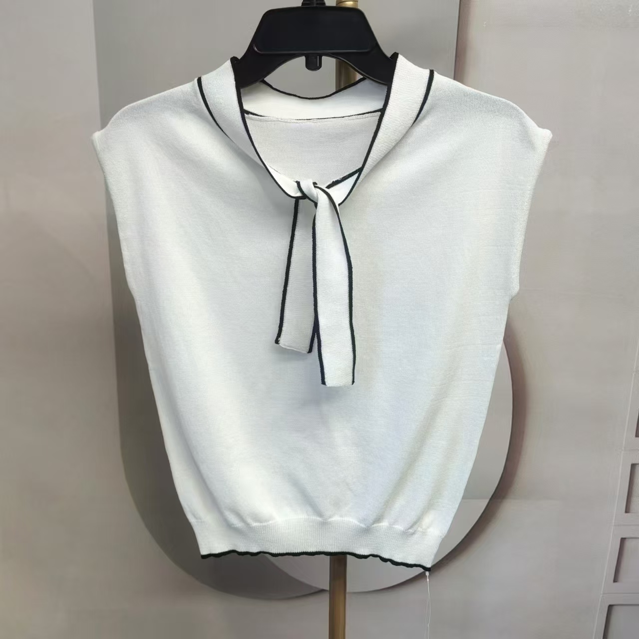 12-21-45 女士上衣T白色   （S301 -S400) 直播拍