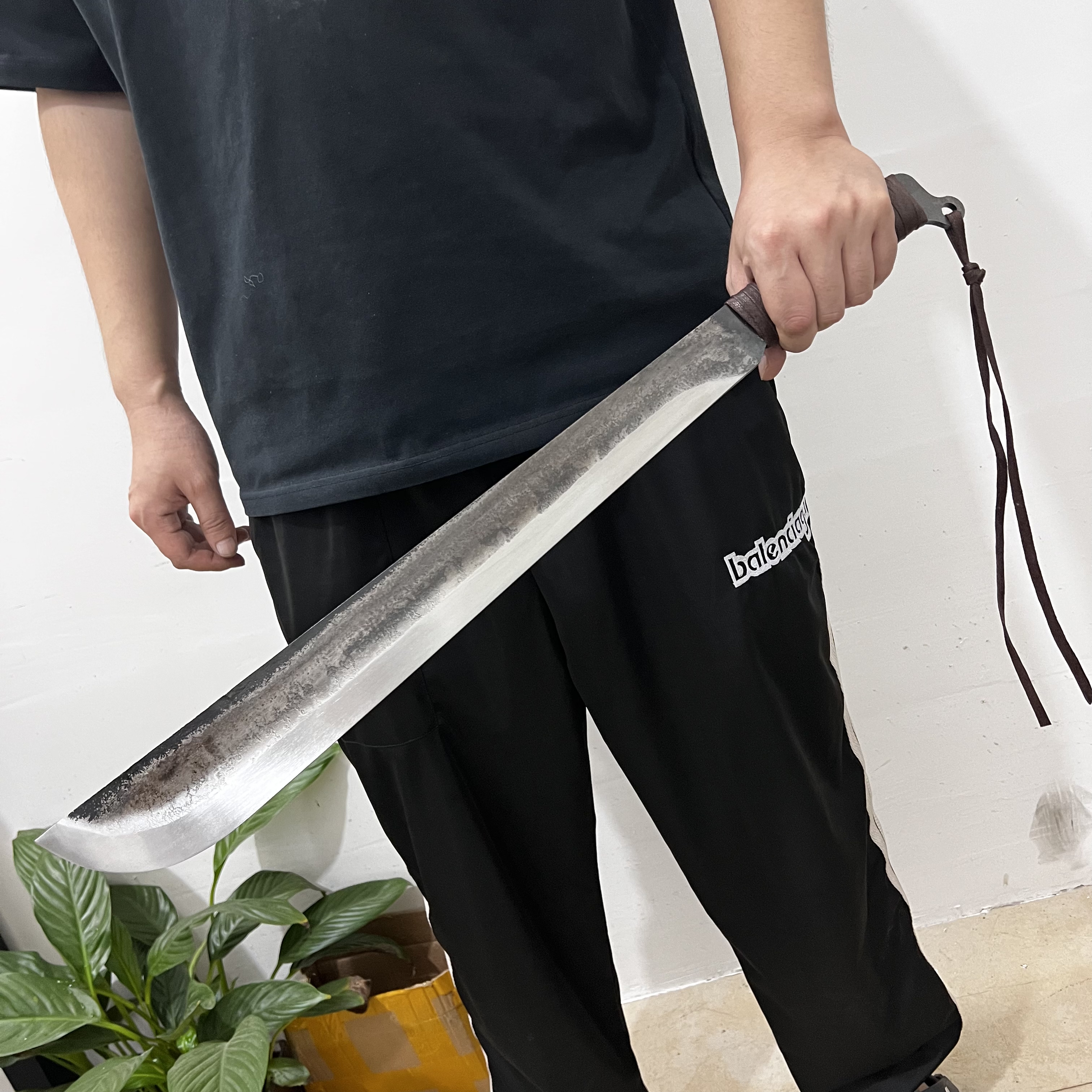一体直刀轨道钢刀唐横刀户外车载刀防身刀冷兵器刀未开刃