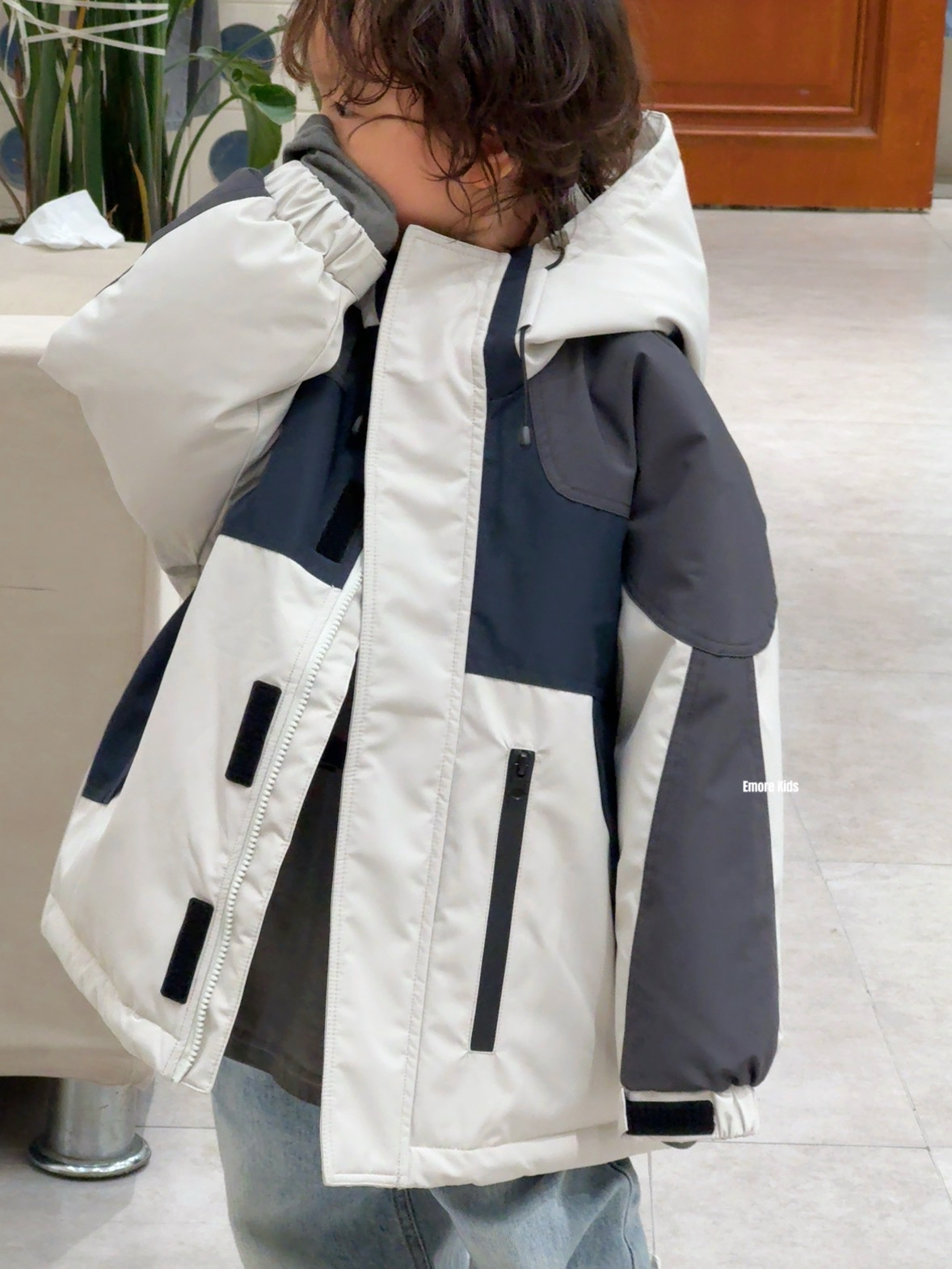 工装拼色冲锋三防面料90绒子白鸭绒羽绒服