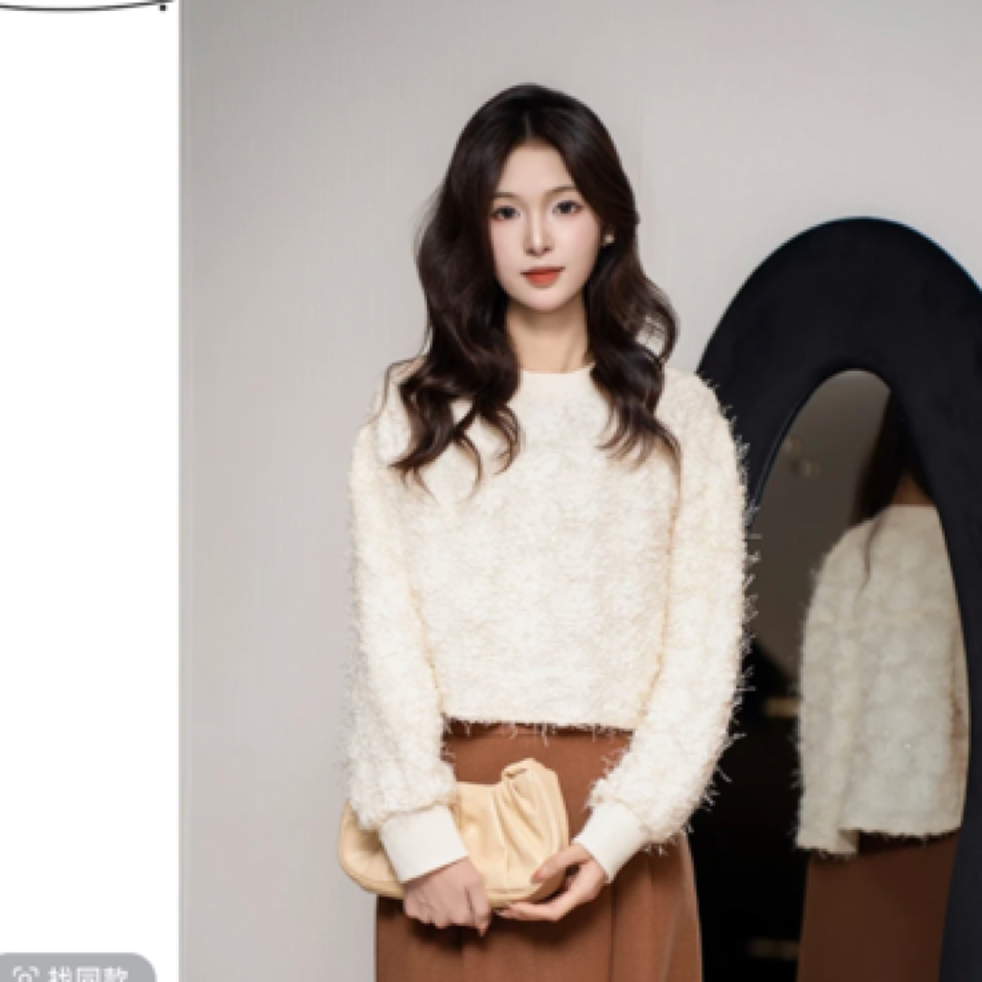 AMASS/阿玛施冬日新款短版落肩无帽卫衣5301055