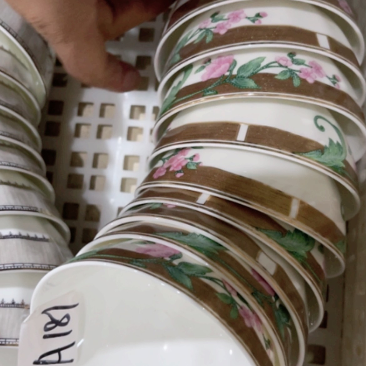 【闪购商品】陶瓷盘A181碗8个瑕疵