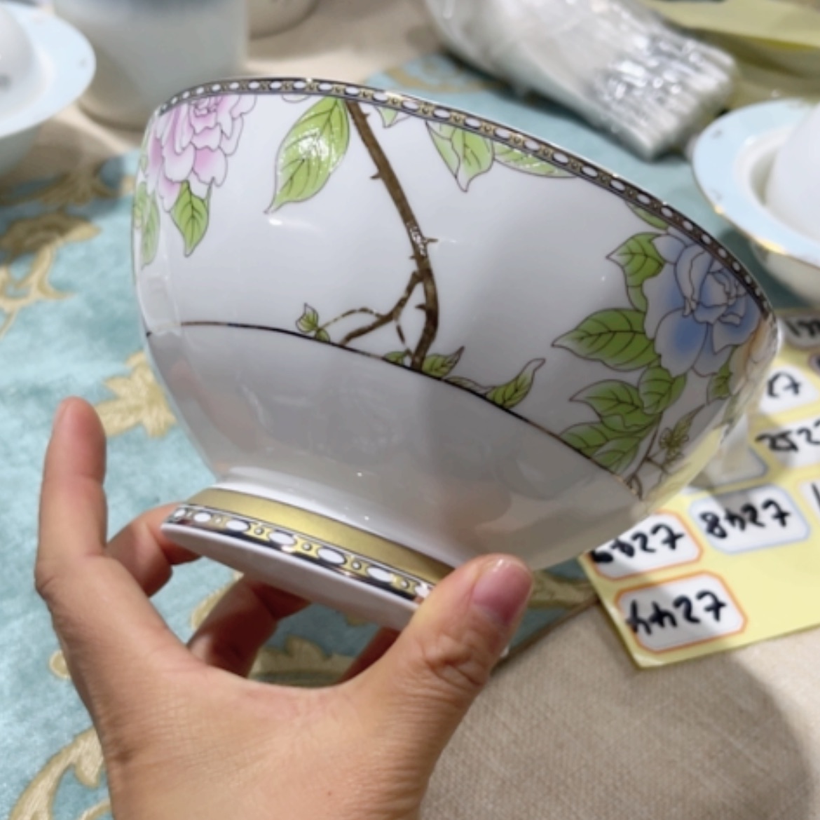 【闪购商品】陶瓷盘t244面碗2个瑕疵