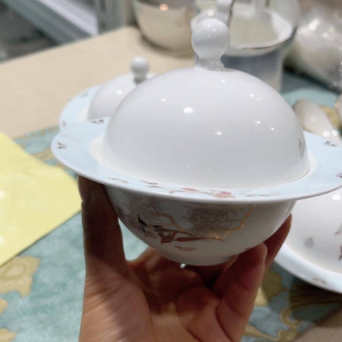 【闪购商品】陶瓷盘荔枝炖盅一个瑕疵