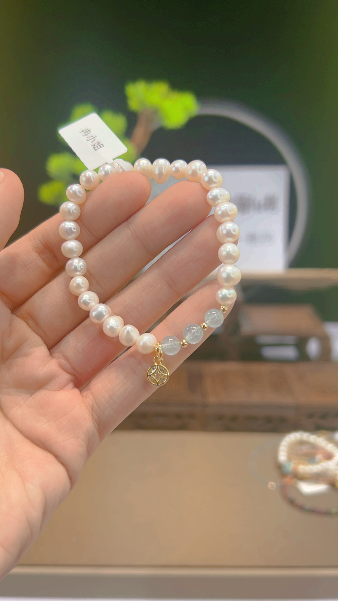 单圈淡水珍珠6mm手串搭配三颗海蓝宝F756手链