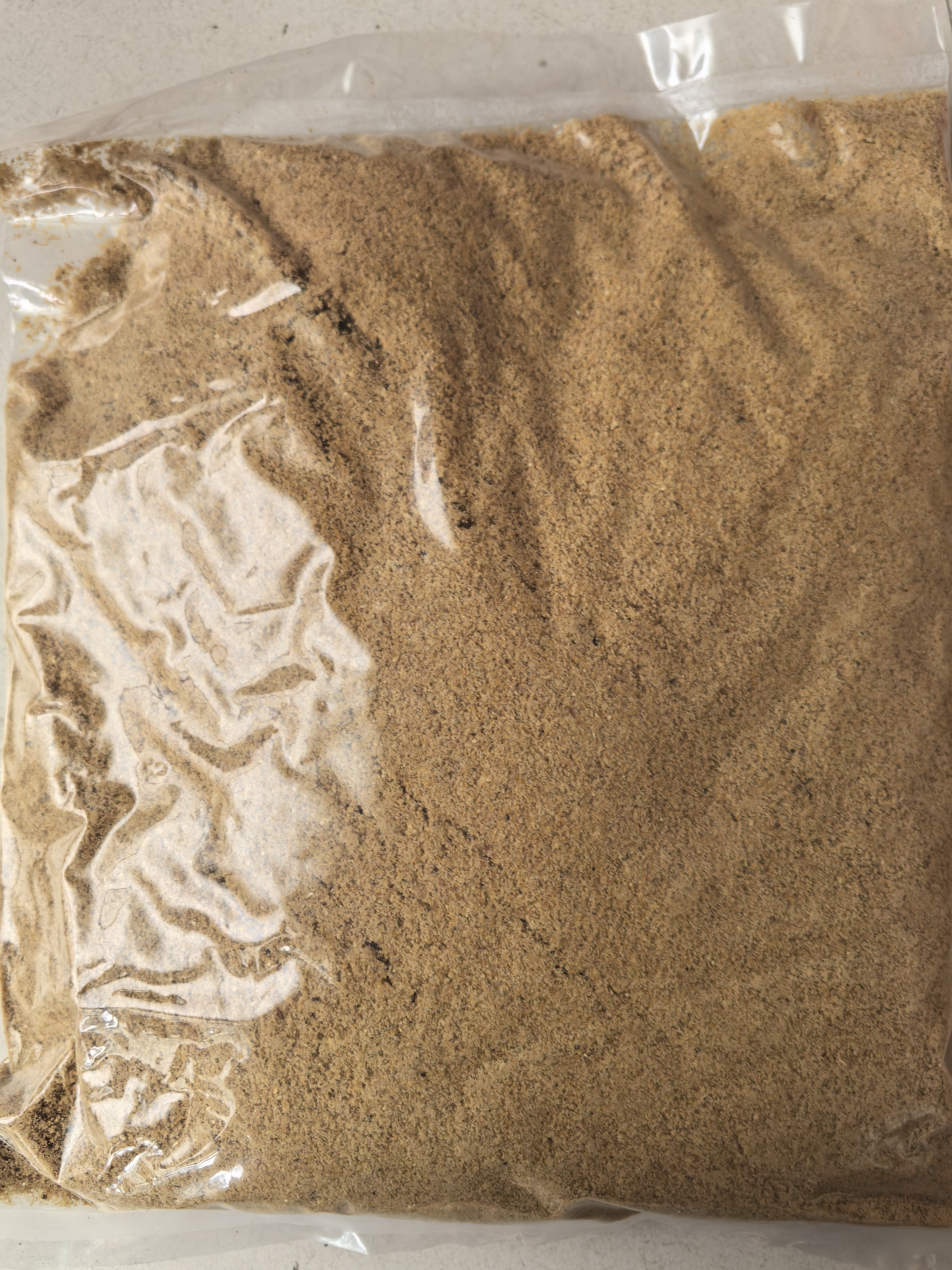 玉米发酵饲料产品升级换代，活菌发酵，几亿活菌发酵