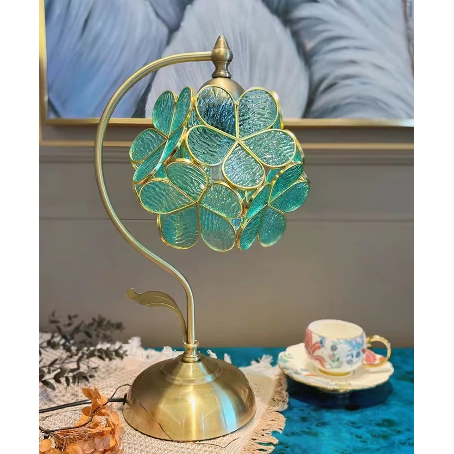 【向向家】蒂芙尼花瓣灯复古风黄铜床头台灯边几台灯家用43*16*20cm