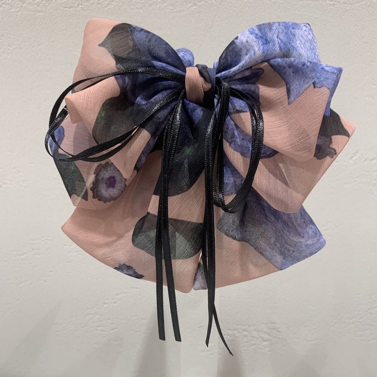 GREBUTY 4961 气质优雅花色多层蝴蝶结抓夹