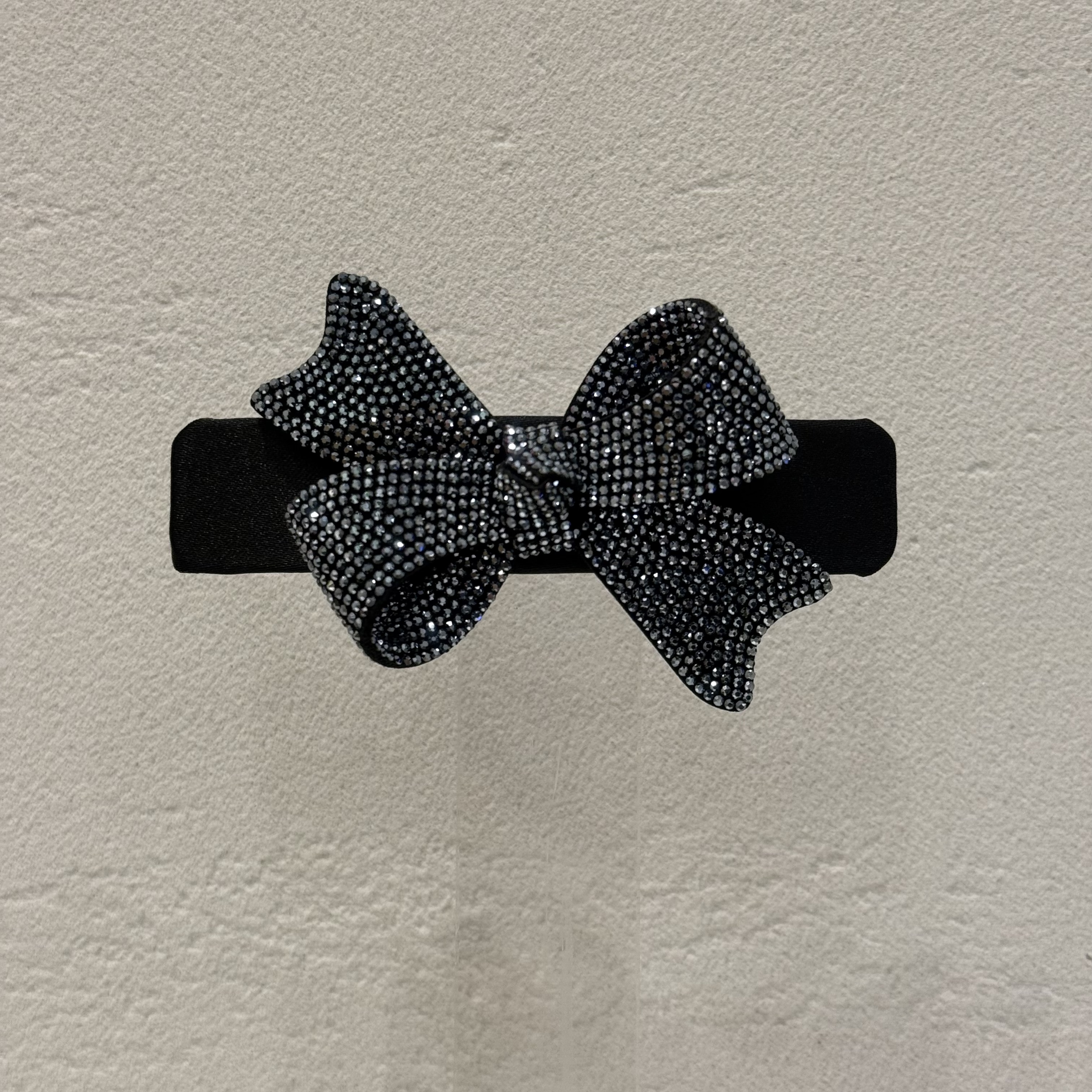 GREBUTY 5934 气质百搭闪闪蝴蝶结弹簧夹横夹