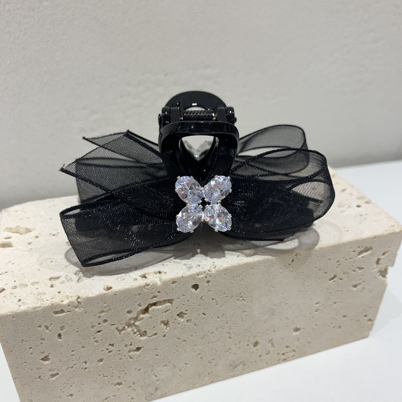 GREBUTY 5352 简约百搭百搭四叶草水晶闪闪蝴蝶结抓夹