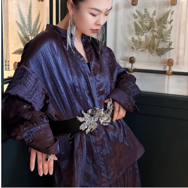 设计感重磅精致雕刻头层皮金鱼腰带