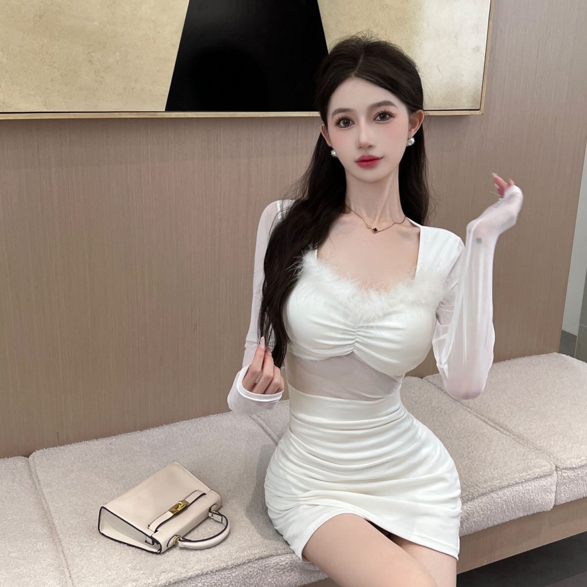 纯欲网纱毛毛拼接长袖连衣裙性感方领褶皱包臀裙气质修身短裙裙子