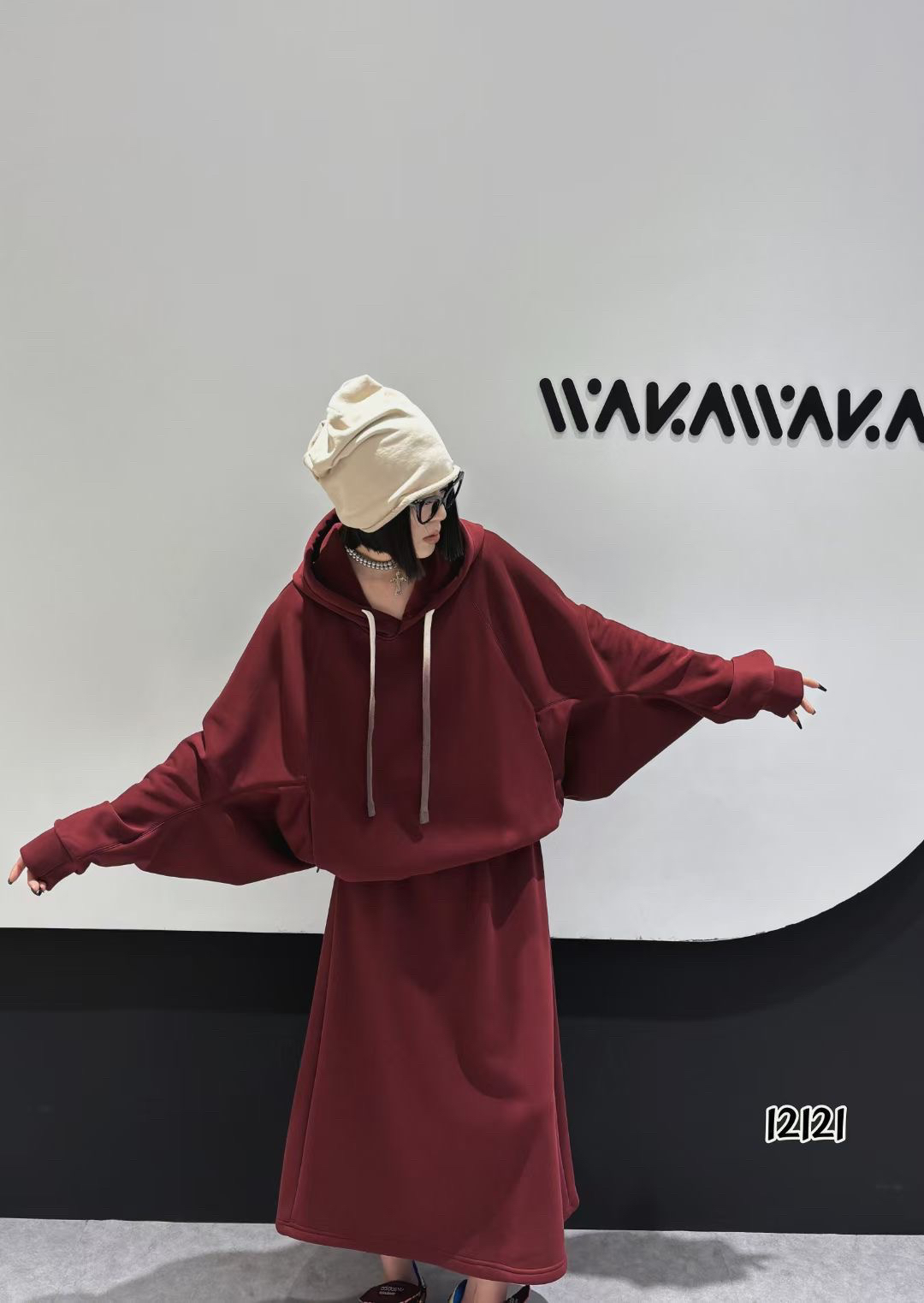 TU姐 冬季大码加绒套装休闲宽松连帽卫衣半裙大码套装蝙蝠袖显瘦