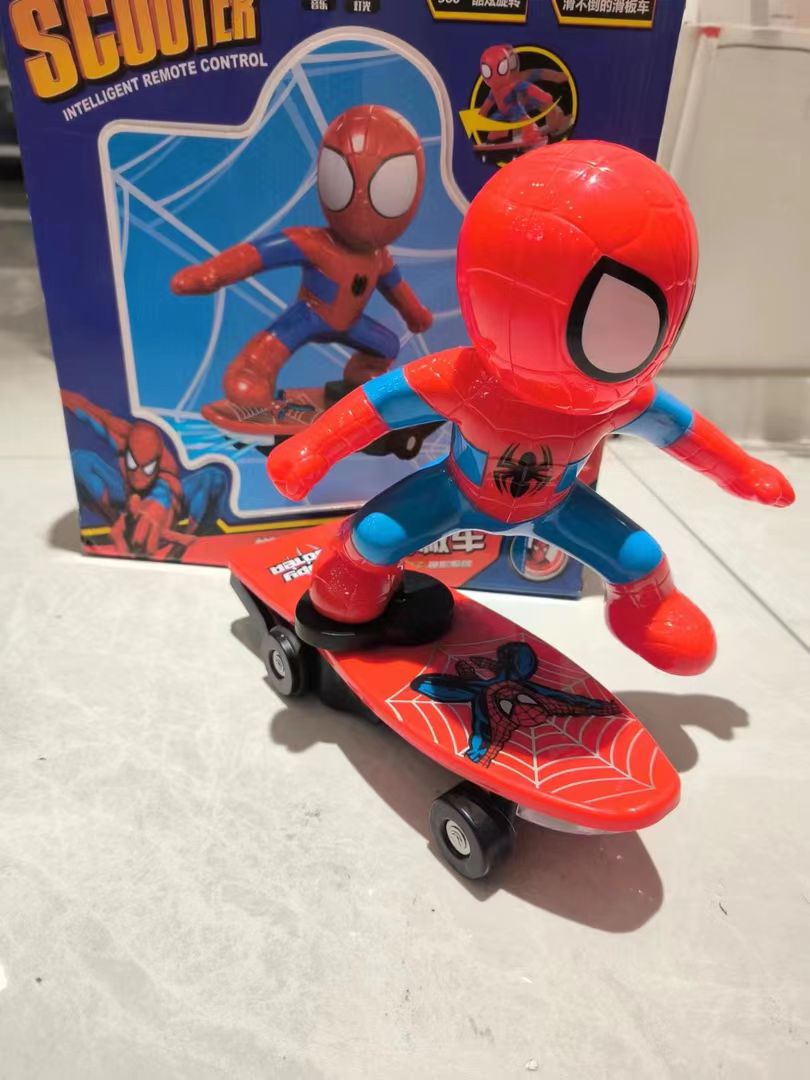 【特技旋转超人】电动玩具带灯光音效彩盒装（不送电池）款式随机一个