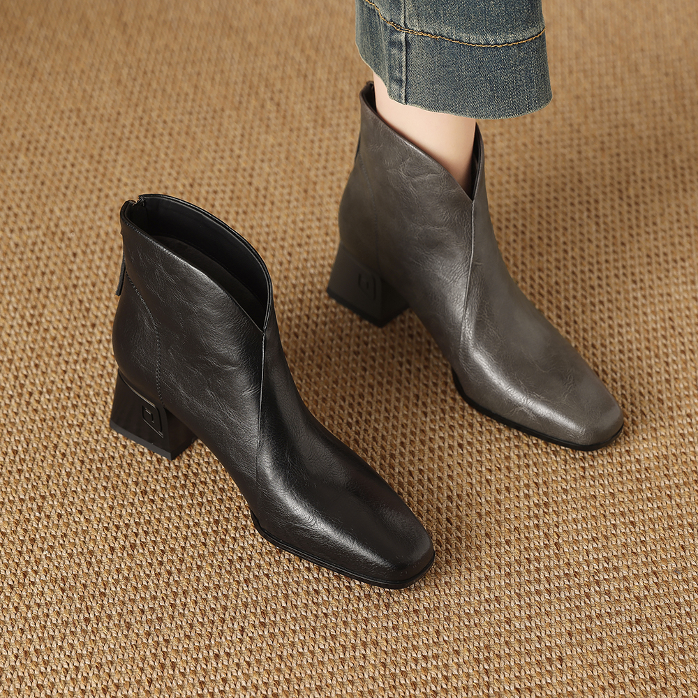 H158-10短靴女2025秋冬季新款粗跟中跟鞋靴子小方头时尚切尔西靴