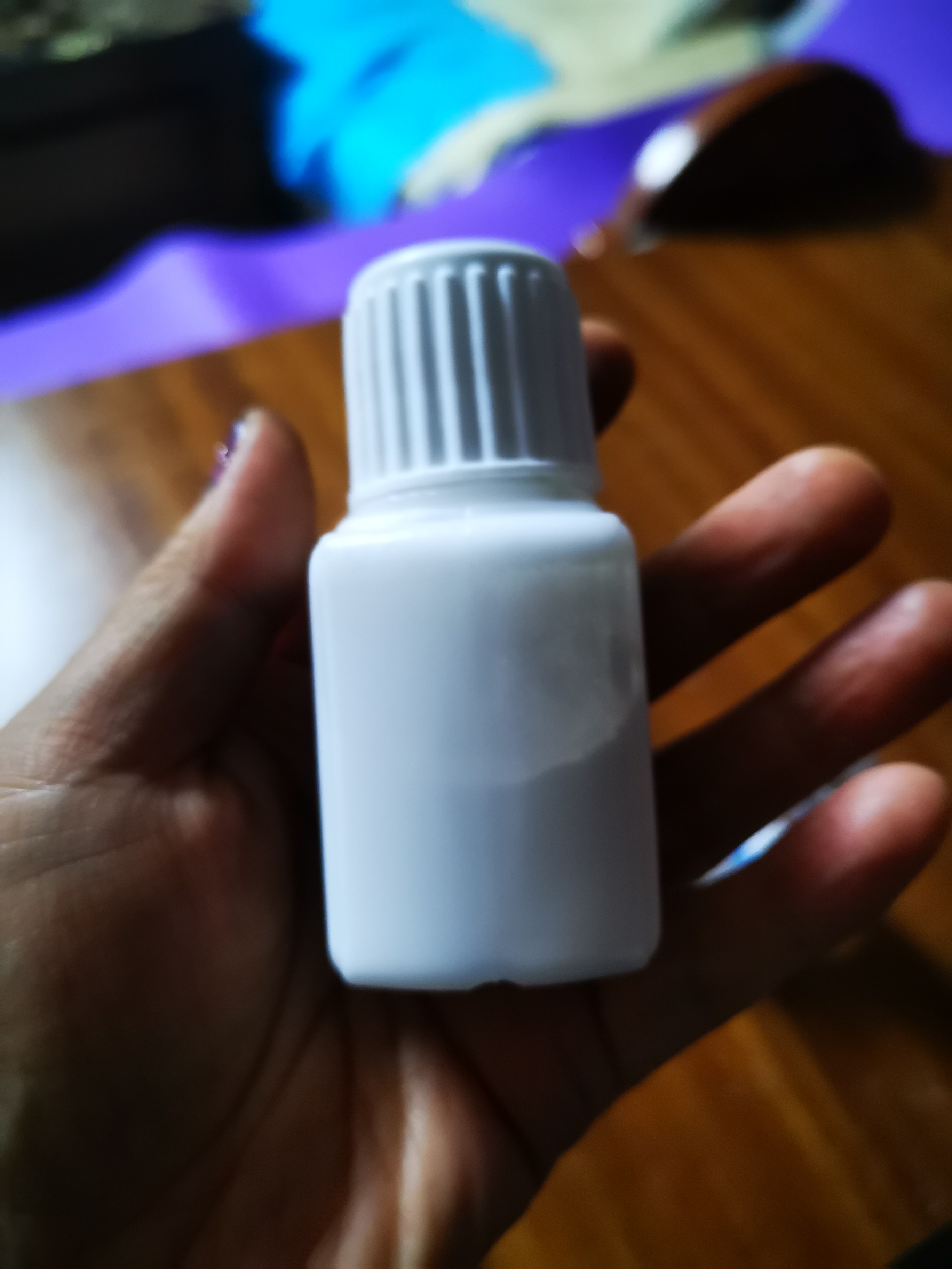 葫芦皮上色的白色墨汁