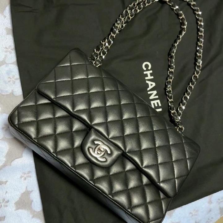 95新 Chanel/香奈儿 牛奢网杨贵妃/ cf黑银羊中号链条包s.