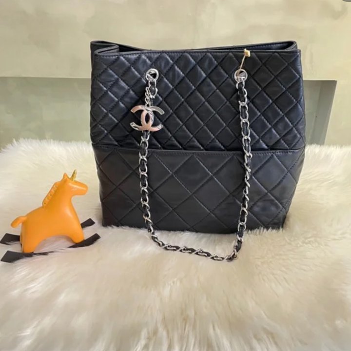 95新 Chanel/香奈儿 牛奢网/菱格托特竖版黑银单肩包
