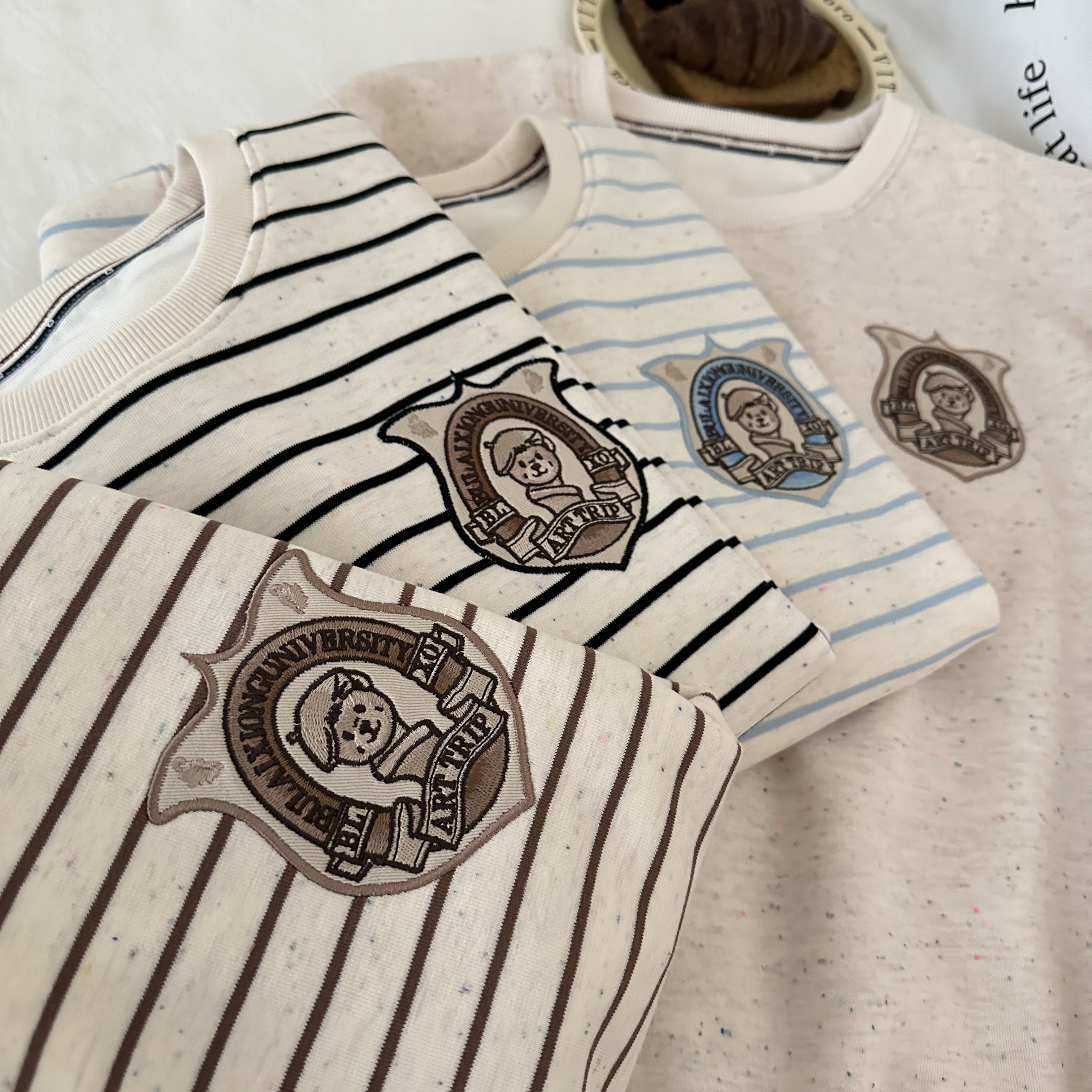 【清货】爆款徽章小熊卫衣彩色条纹学院风长袖时尚百搭休闲831