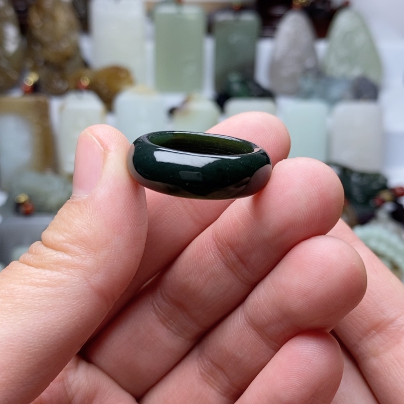 【闪购商品】和田玉（青玉）颈饰未镶嵌