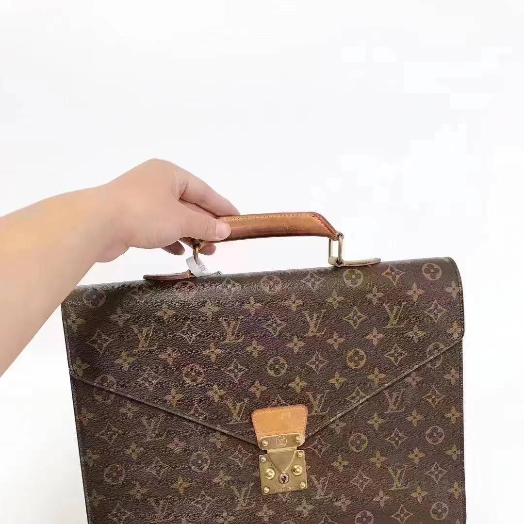 胖虎美王/路易威登/9新/公价0/箱包/手提包/882204150115