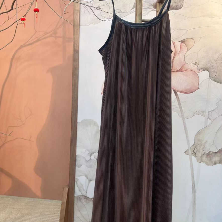 【大海轻奢】L240828-1新款基础百搭款咖色牙签纹时尚夏季吊带