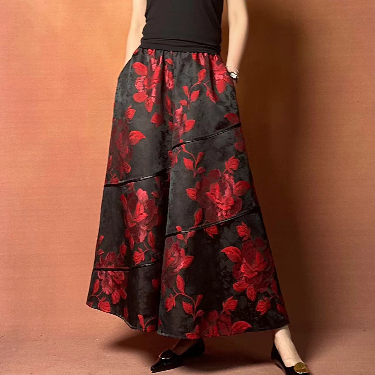 【大海轻奢】BF32517新款红色刺绣夏季气质宽设计师款时尚阔腿裤