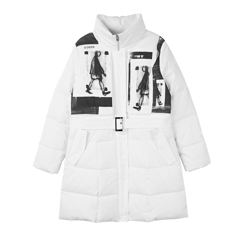 S·DEER圣迪奥女装个性立领涂鸦印花收腰装长款羽绒服S20482490