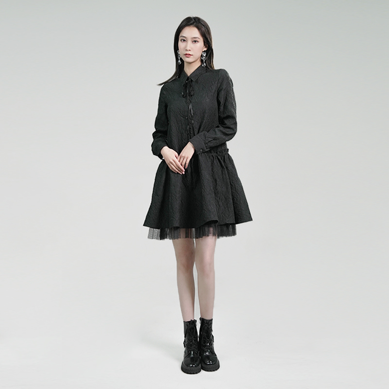S·DEER圣迪奥女装轻奢冬季新款黑色气质百搭时尚连衣裙S234Z12F2