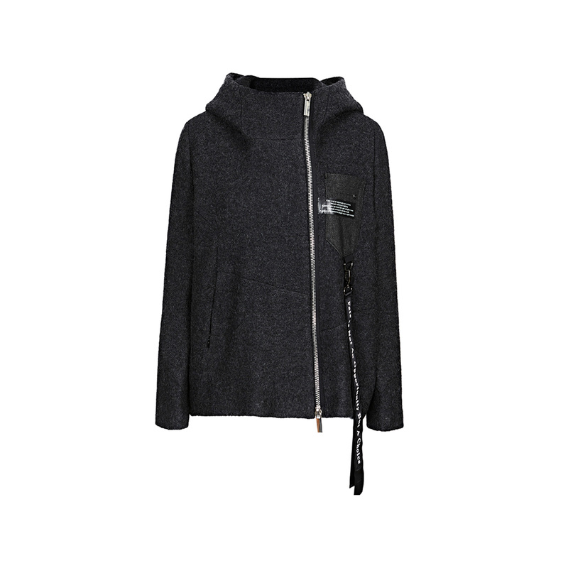 S·DEER圣迪奥女装秋冬连帽时尚字母织带不规则毛呢外套S214Z2209