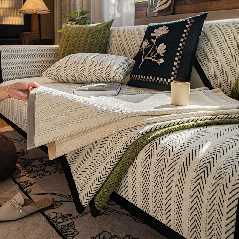 麦颜法式中古风沙发垫四季通用2025新款防滑坐垫沙发套罩