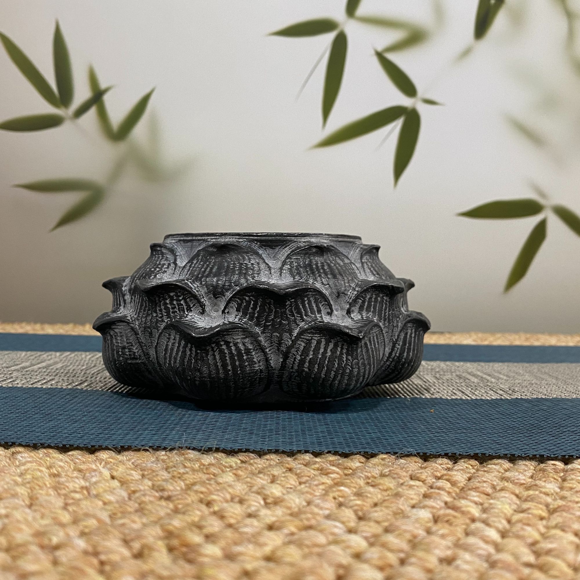 山西精美青石陶瓷装饰浮雕桌面摆件雕刻茶室家用上档次莲花底座