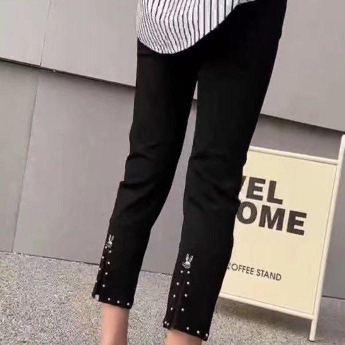 《悠悠精选》（清仓）时尚百搭女士高腰高弹烟筒小黑裤休闲裤8333