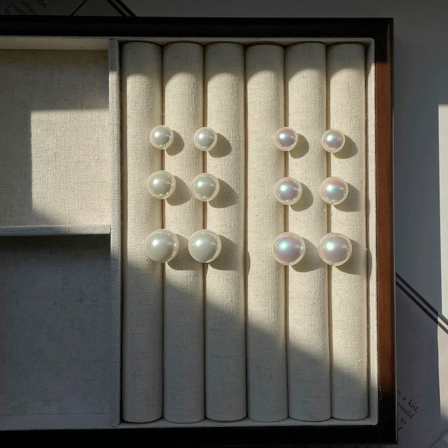 铜合金仿珍珠耳饰 微醺透粉炫彩正圆强光韩国博主fever珠珠耳钉