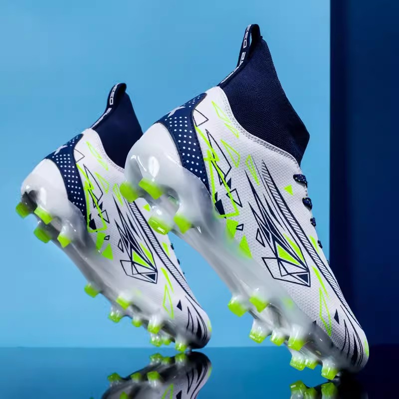 李宁贵人成人足球鞋男冬季青少年长钉训练鞋中小学生比赛防滑高筒