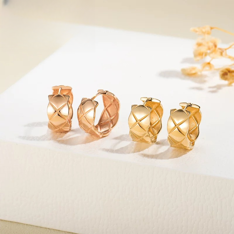 裕璨 18K玫瑰金小香风菱格纹耳扣几何交叉耳环耳扣 多样性发其一