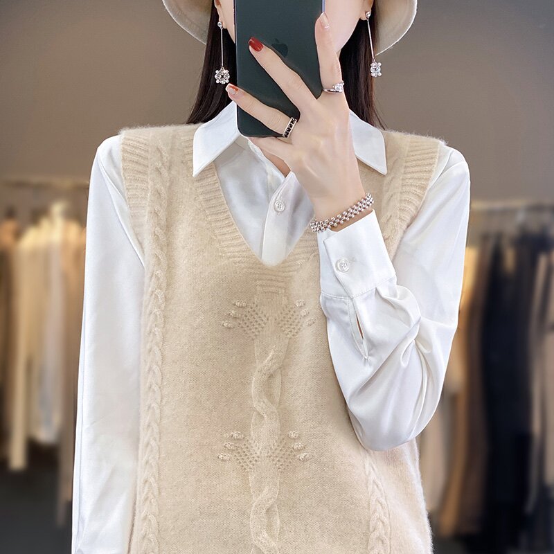 复古纯色V领马甲背心女24年新款百搭简约扭花针外搭上衣