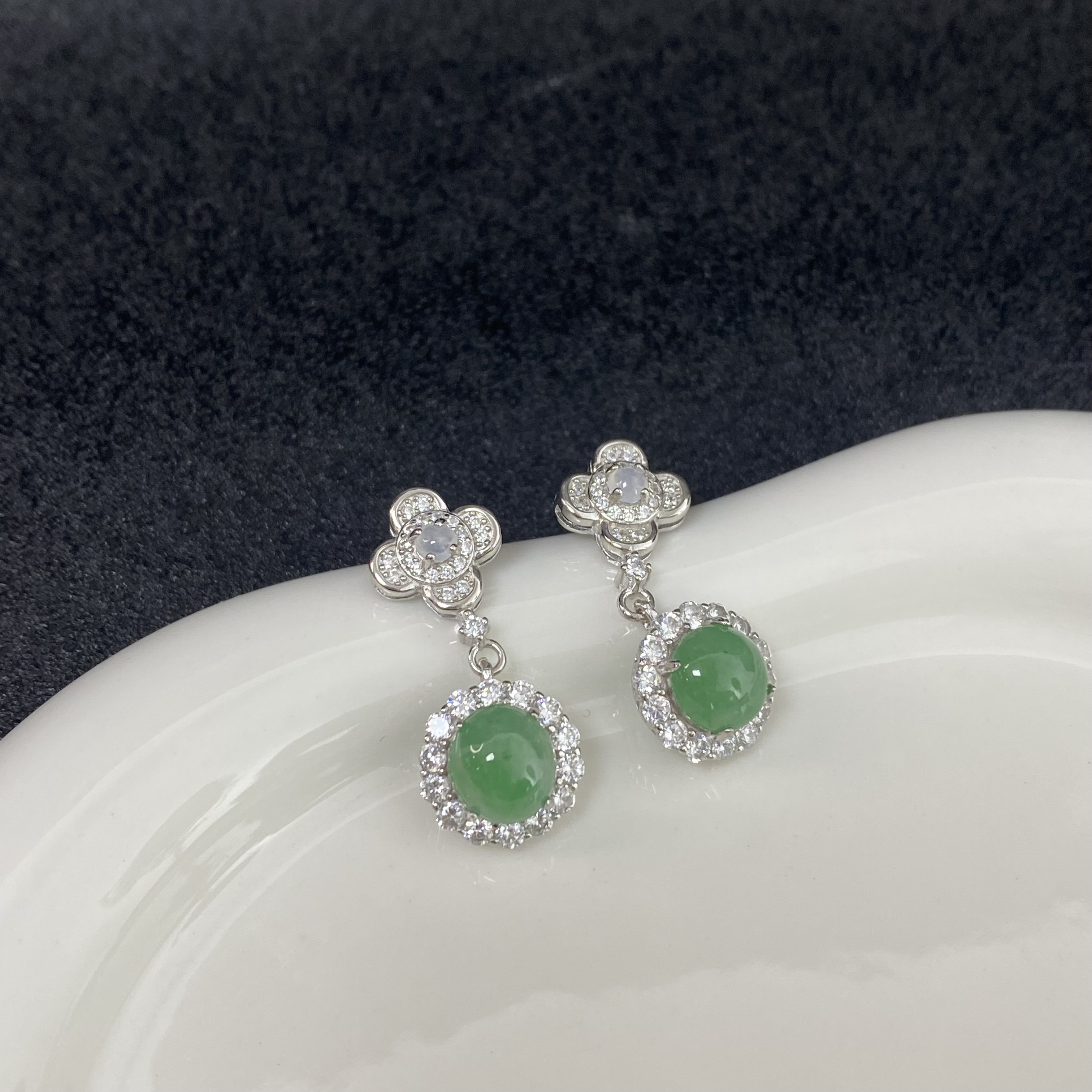 翡翠阳绿蛋面耳饰  复古妈妈尊贵款耳饰