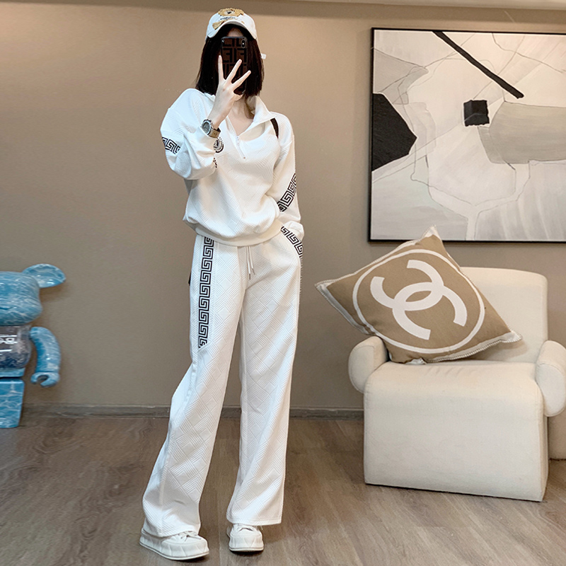 欧货高级感休闲运动套装女春秋2024新款时尚洋气白色卫衣两件套潮
