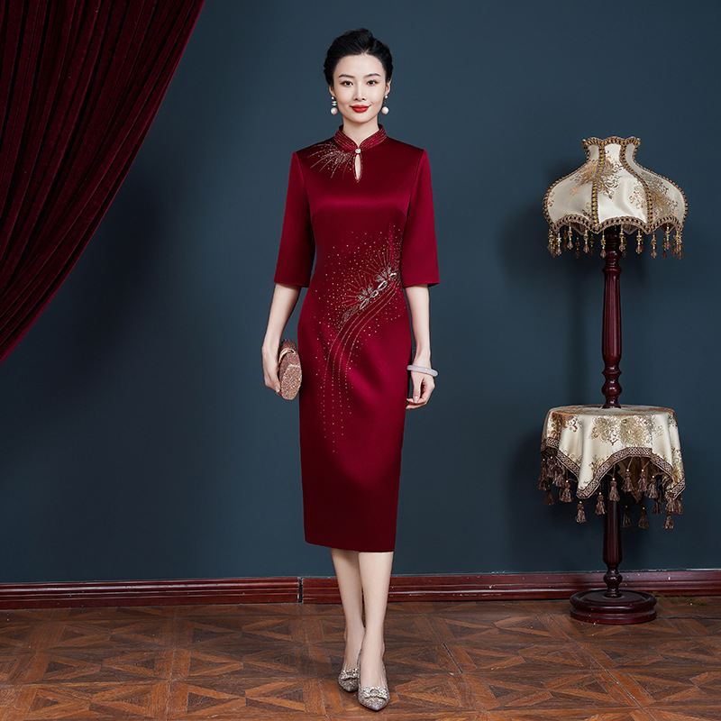 进口三醋酸【多色】后开叉改良旗袍喜妈妈婆婆婚宴礼服连衣裙修身Y