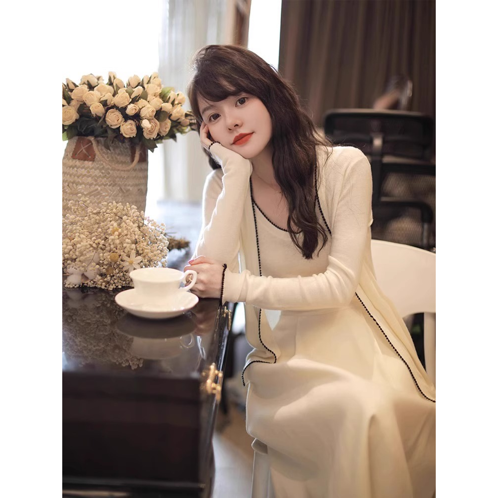 羊毛针织开衫女2024秋冬新款高级轻奢慵懒风轻奢软糯背心两件套T