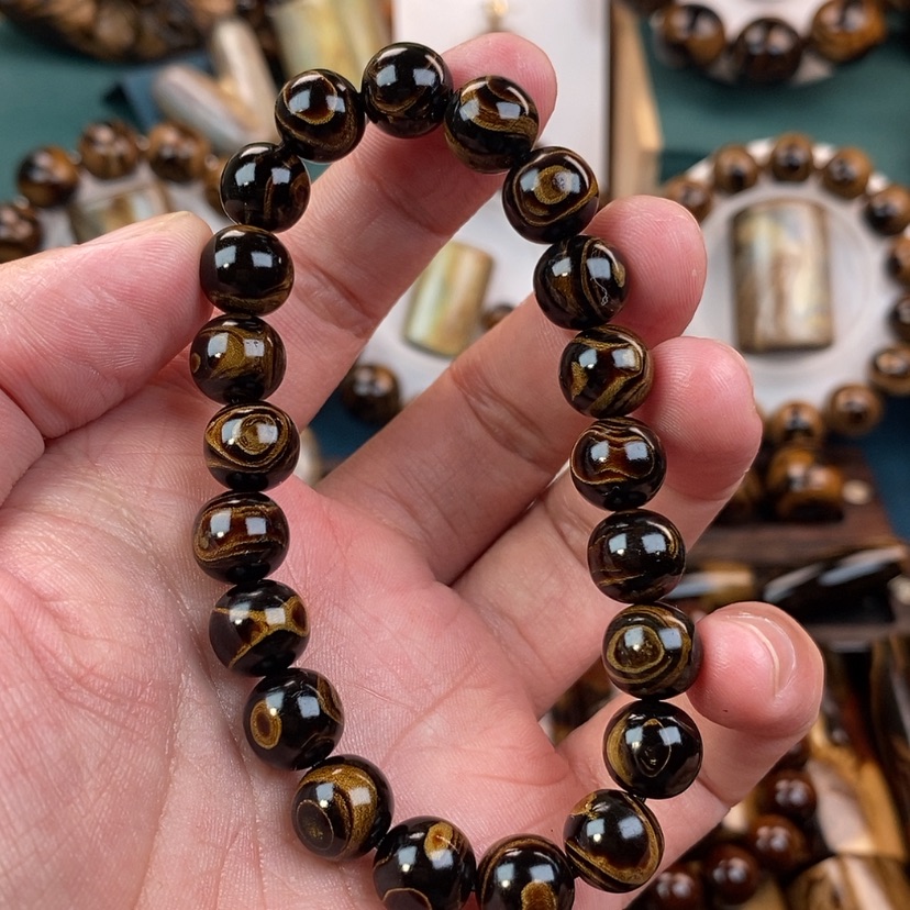 【闪购商品】血珋天然无补1.0根雕