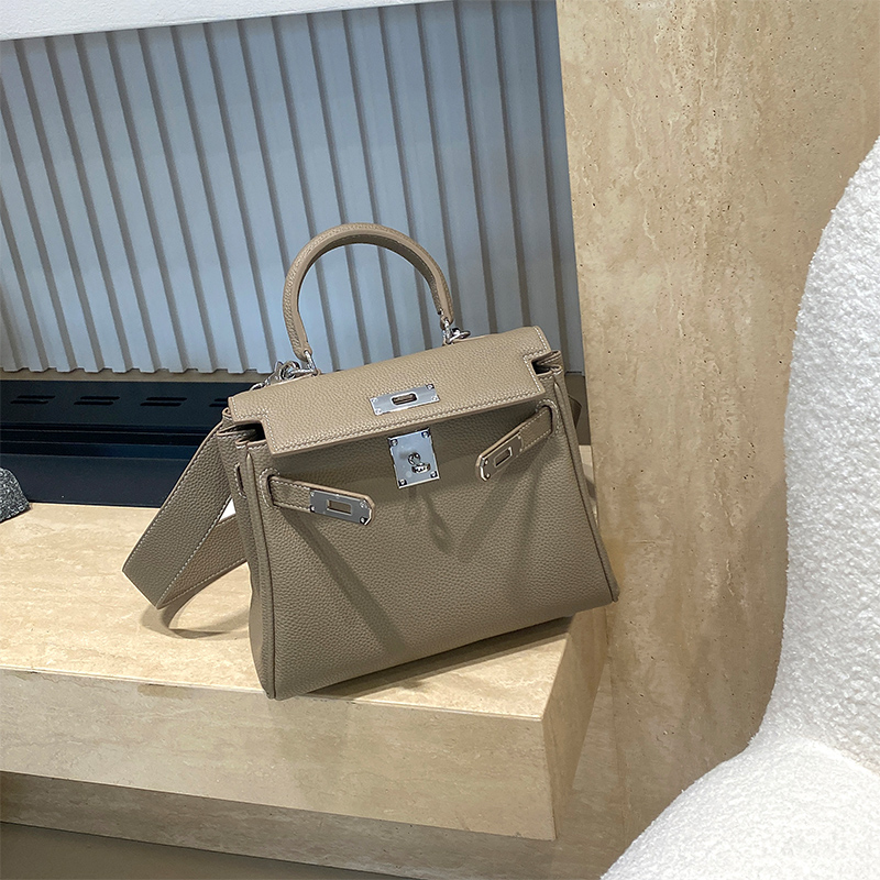 2025新款潮高级感休闲百搭宽肩带凯莉包女单肩斜挎手提包女小众包