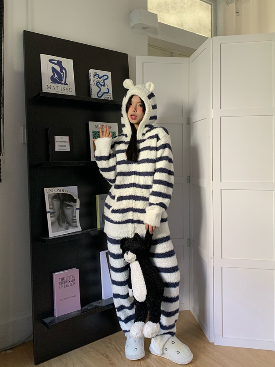 【小羊耳朵】连帽条纹珊瑚绒睡衣女套装冬季新款加厚保暖外穿家居服