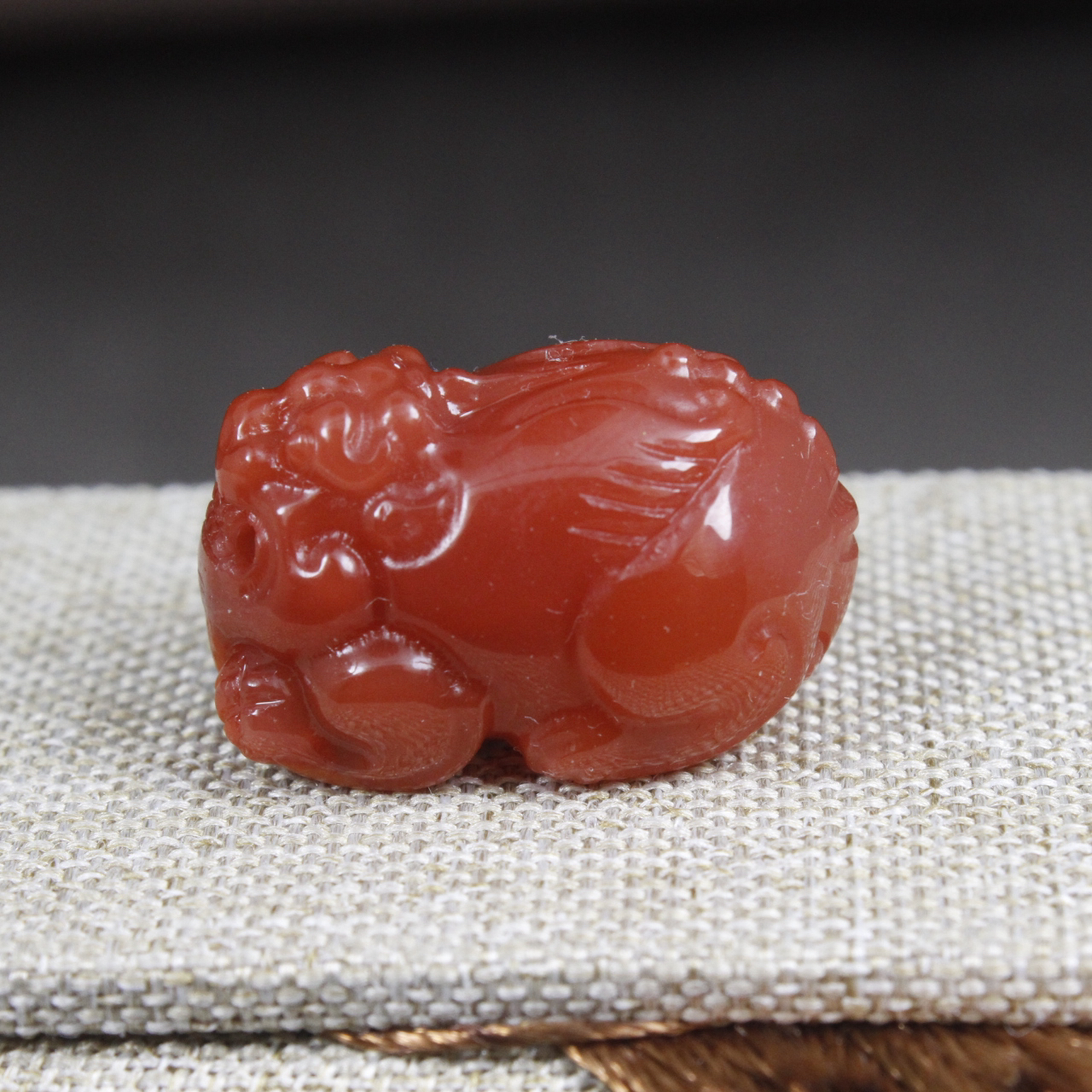 一物一图保真南红玛瑙瓦西原矿满肉柿子红雕刻飞天貔貅瑞兽吊坠