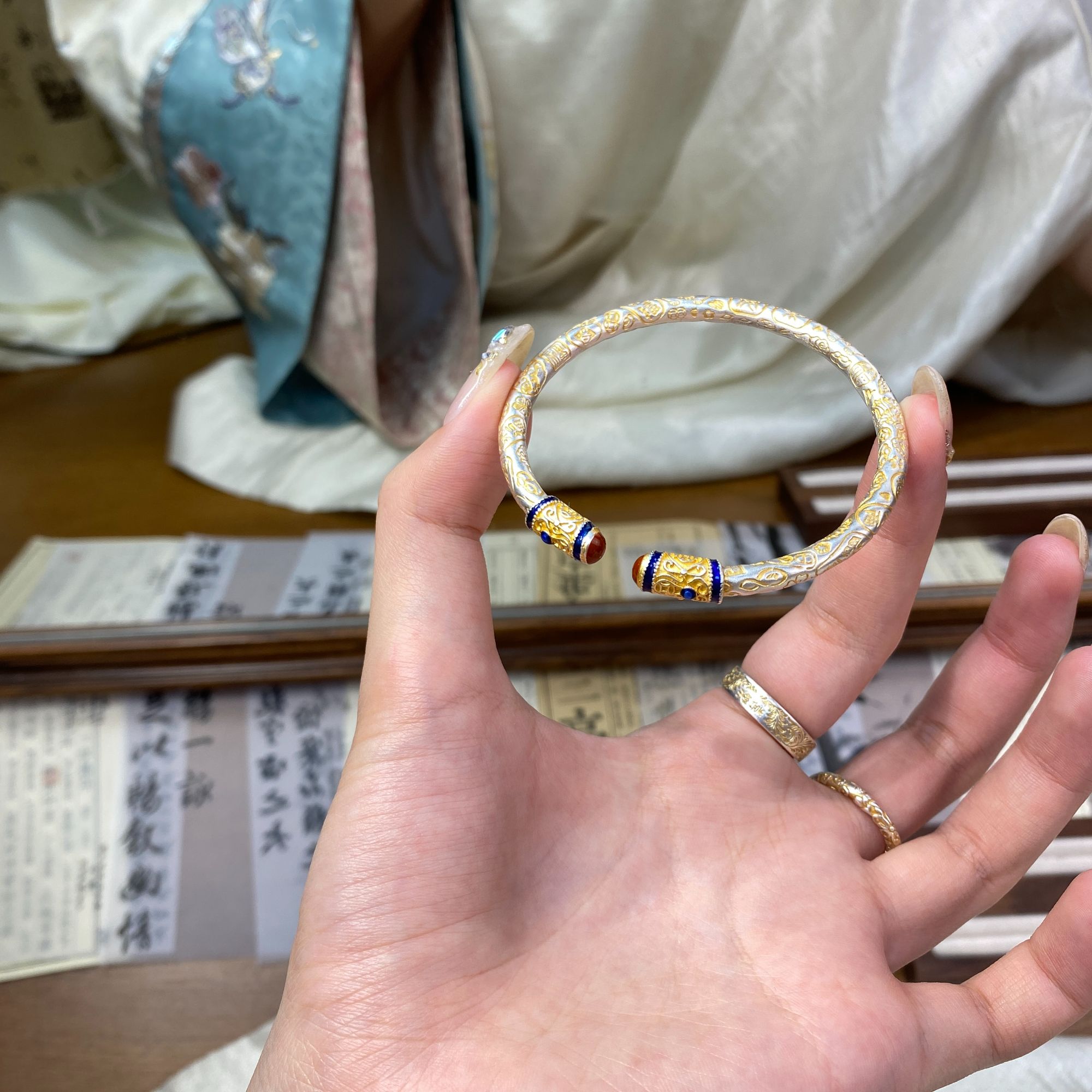 足银手镯 yangui燕归点彩[吉言]开口足银999.9手镯31g左右