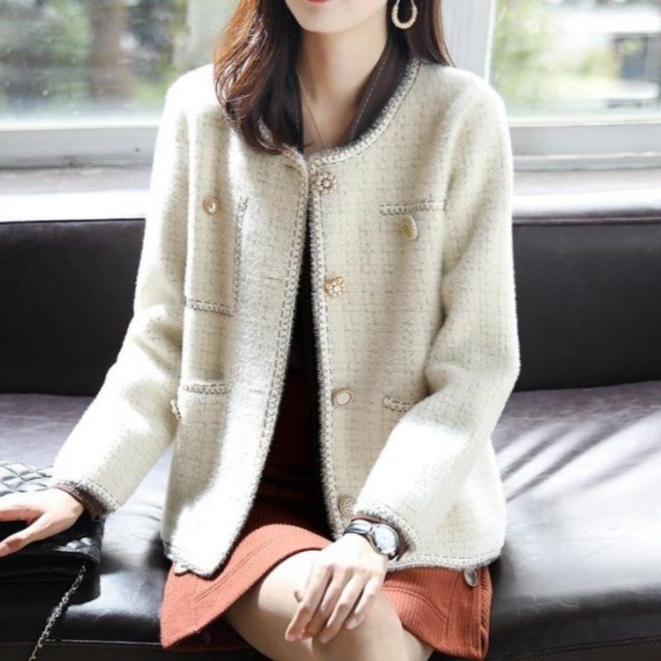 香奈依时尚女装，百搭上衣，连衣裙，套装，外套秋冬厚外套