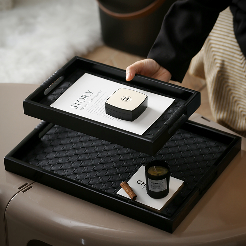 轻奢玄关钥匙收纳盘盒中古高档黑色皮革质香薰托盘法式装摆件