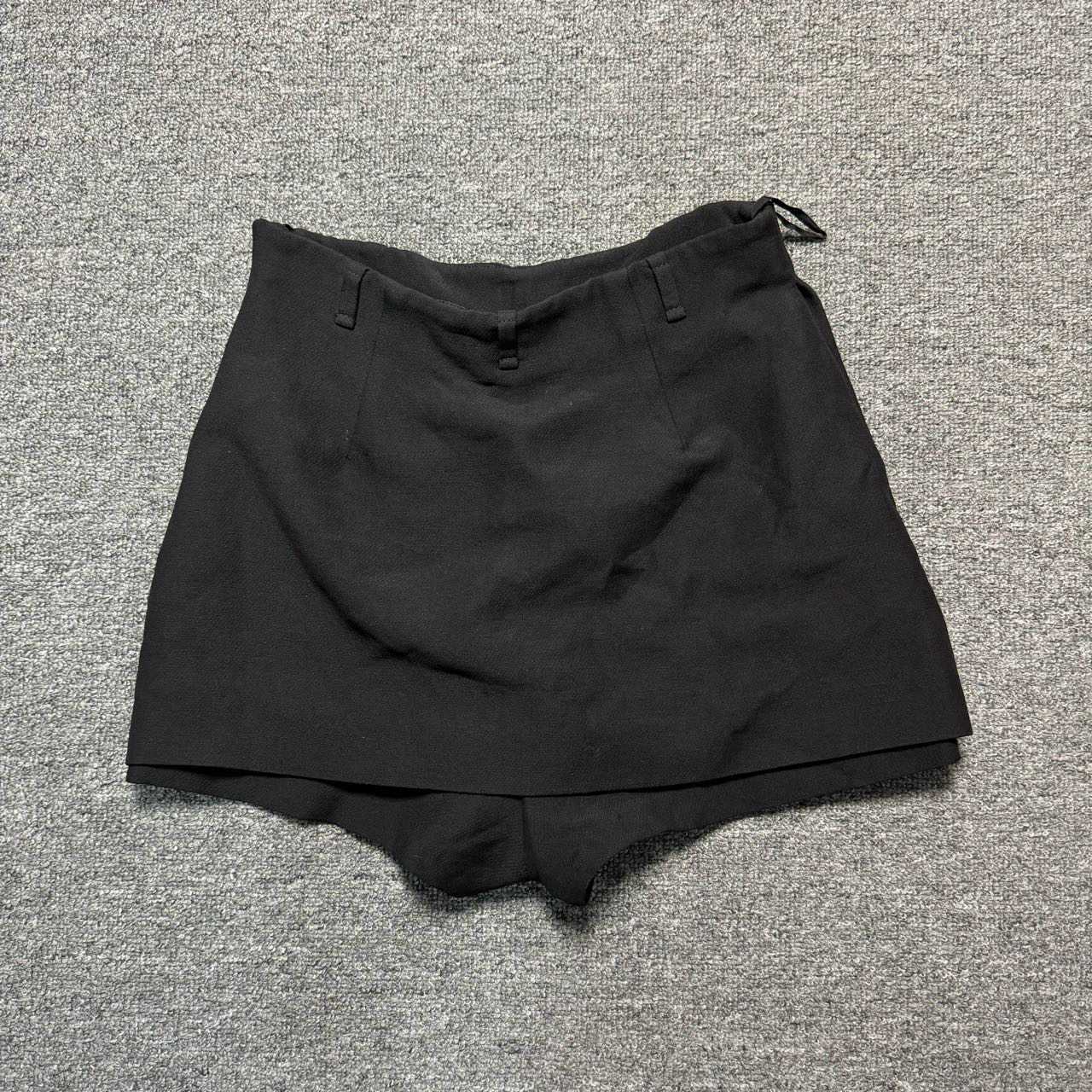 Valentino 华伦天奴黑色羊绒裙裤 38码99新