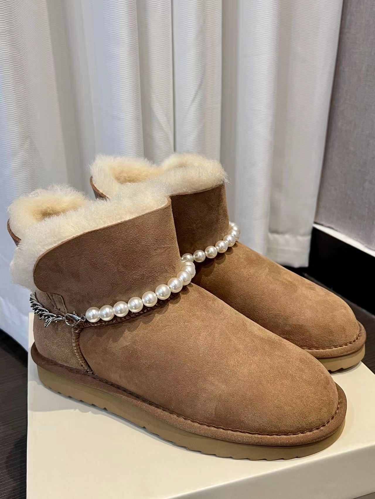 U-G同工厂链条雪地靴 二姐大牌时尚休闲女装