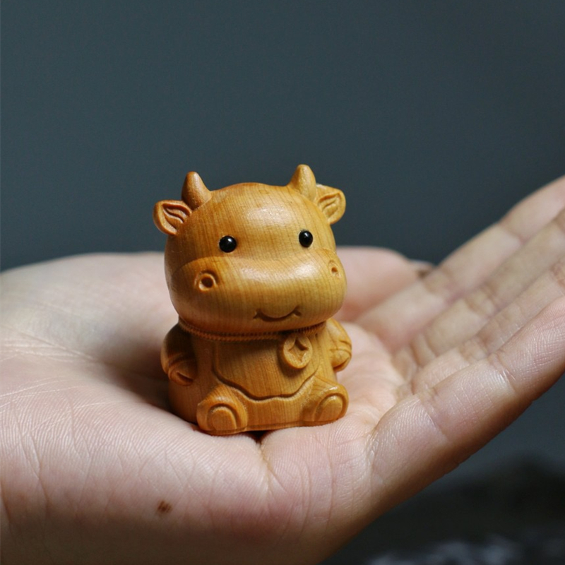 崖柏木高端精品摆件生肖牛小摆件创意摆件汽车工艺品摆件装饰礼品